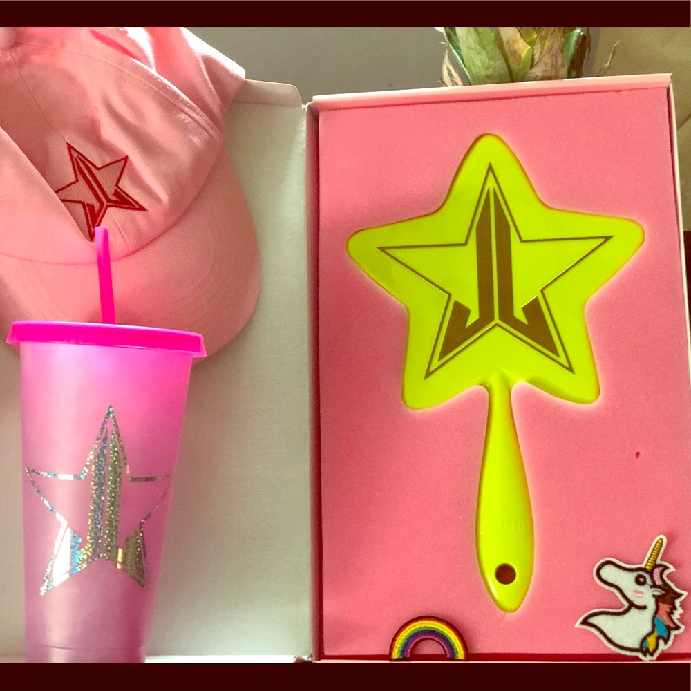 Jeffree star mirror and hat bundle tumbler no longer available